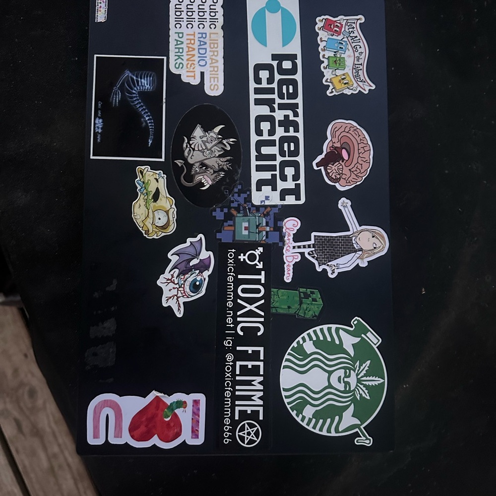 ASUS VIVOBOOK 14 , GREAT CONDITION! Black Laptop (WILL TAKE OFF STICKERS)